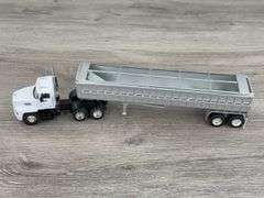 Mack Truck-PEM W/Custom Dump Trailer, 1/64