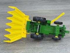 John Deere 6910 Forage Harvester, 1/64, Ertl
