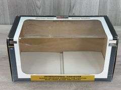 IH McCormick Farmall Cub W/Snow Blade & Chains, 1/16, SpecCast