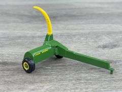 4 John Deere Forage Harvesters, 1/64, Ertl, 1 Missing Spout