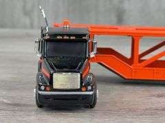 International C120 Truck-Ertl Collectibles W/Car Hauler-Ertl, 1/64