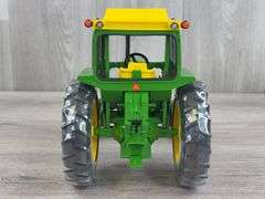 John Deere 4520 Diesel W/Cab WF, 1/16, Toy Farmer