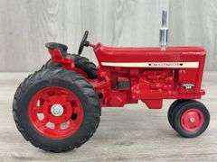 International Farmall 544 NF, 1/16, Custom