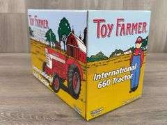 International 660 WF Diesel, 1/16, 1999 NFTS, Toy Farmer