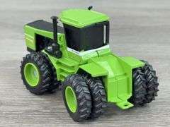 Steiger Panther CP1400 Duals 4WD & Versatile 936 Duals 4WD, 1/64, Scale Models