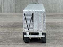 Tri-Axle Cattle Trailer, 1/64, Aluminum, Custom