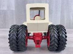 International Farmall 1256 WF Duals Cab, 1/16, Front Weights, Ertl