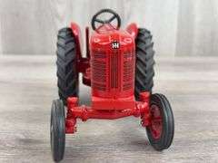 International 300 WF Utility, 1/16, Deyen, Right Fender Is Loose