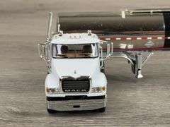 Mack Truck W/Tanker, 1/64, Truck First Gear, Fuel Lines Need Reattached