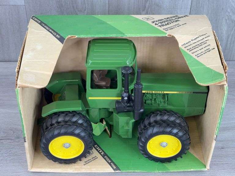 John Deere 8650 4WD Duals, 1/16, Ertl