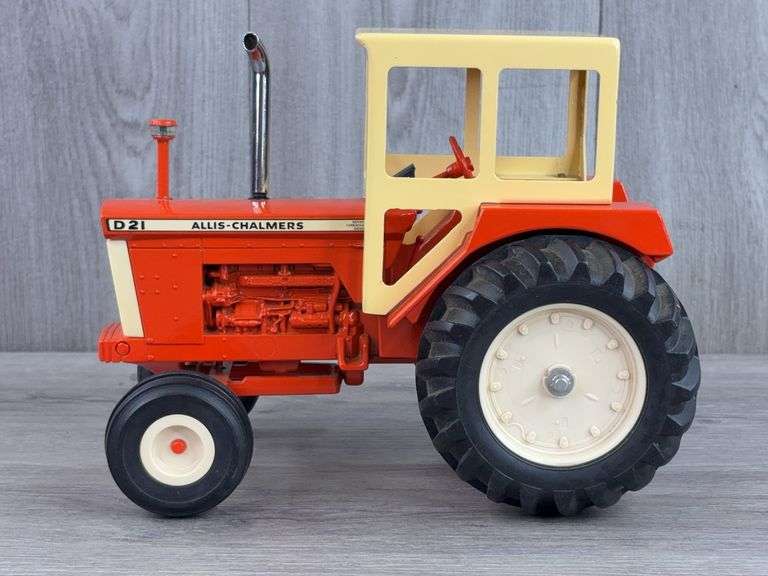 Allis-Chalmers D21 WF, 1/16, Custom