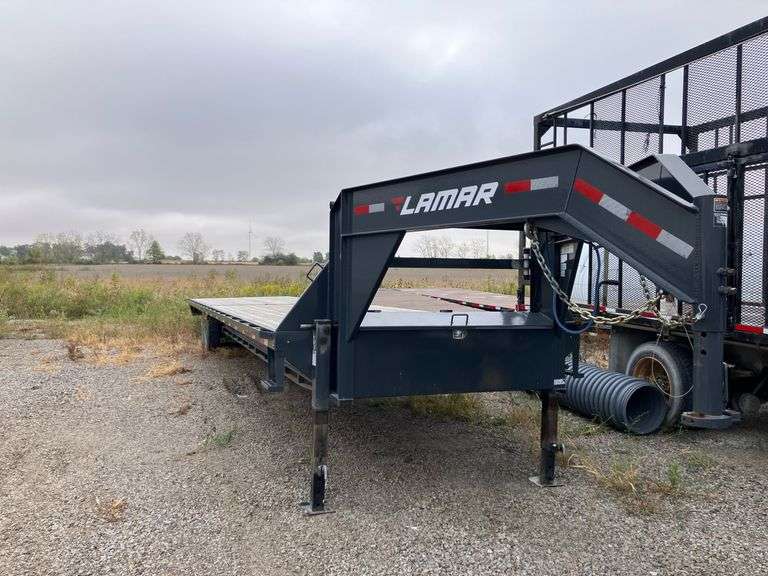 Lamar 40' Gooseneck Trailer