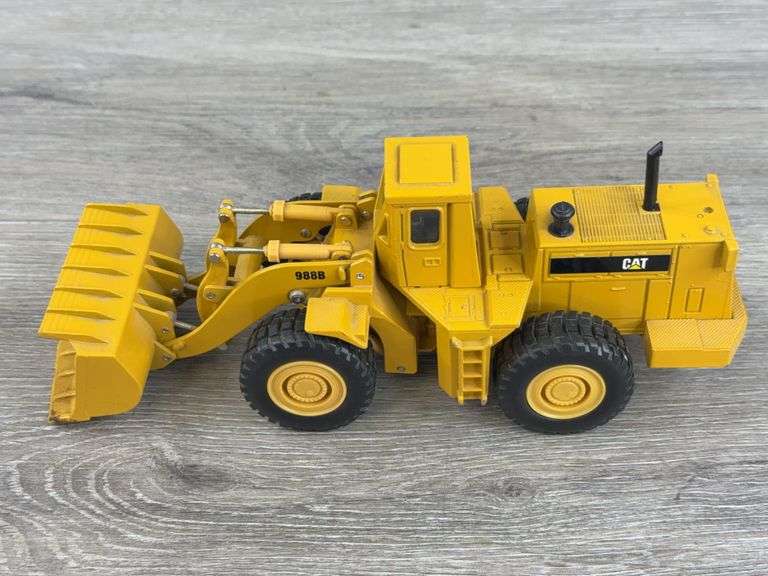 Caterpillar 988B Wheel Loader, 1/50, Ertl