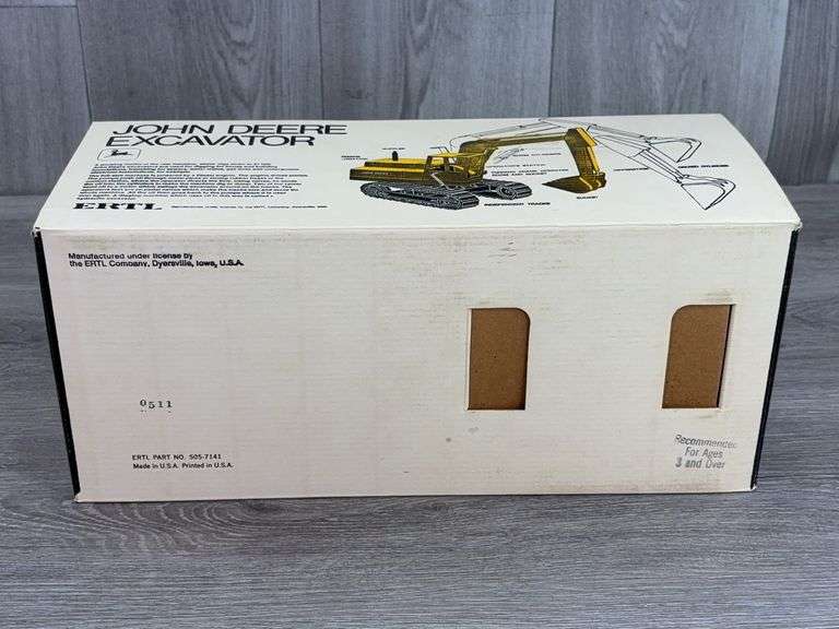 John Deere 690 Excavator, 1/25, Ertl