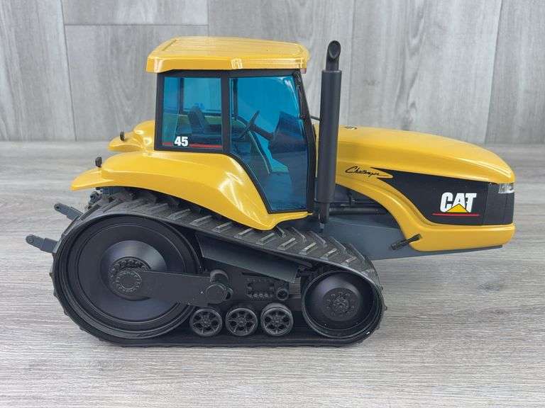 Caterpillar Challenger 45 Agricultural Tractor, 1/16