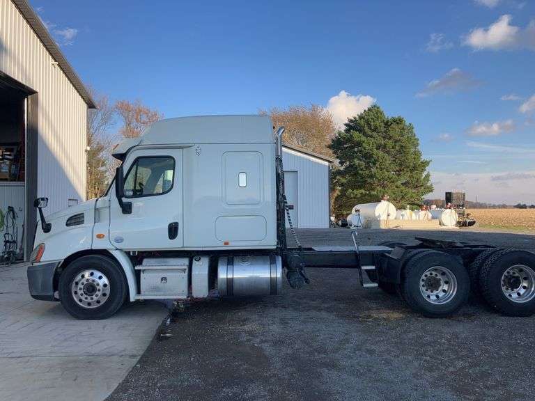2013 Freightliner Cascadia