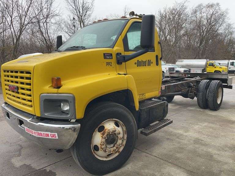 GMC 7500 TopKick truck chassis