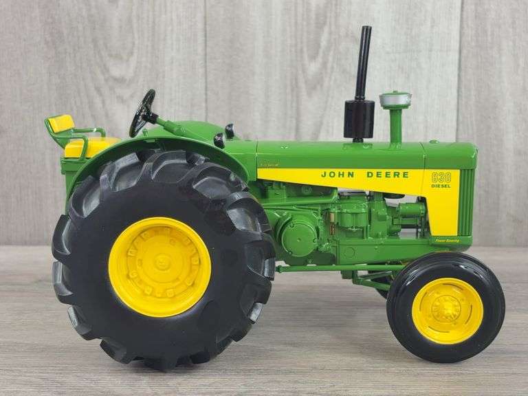 John Deere 830 WF Diesel, 1/16, 2004 Two-Cylinder Expo XIV