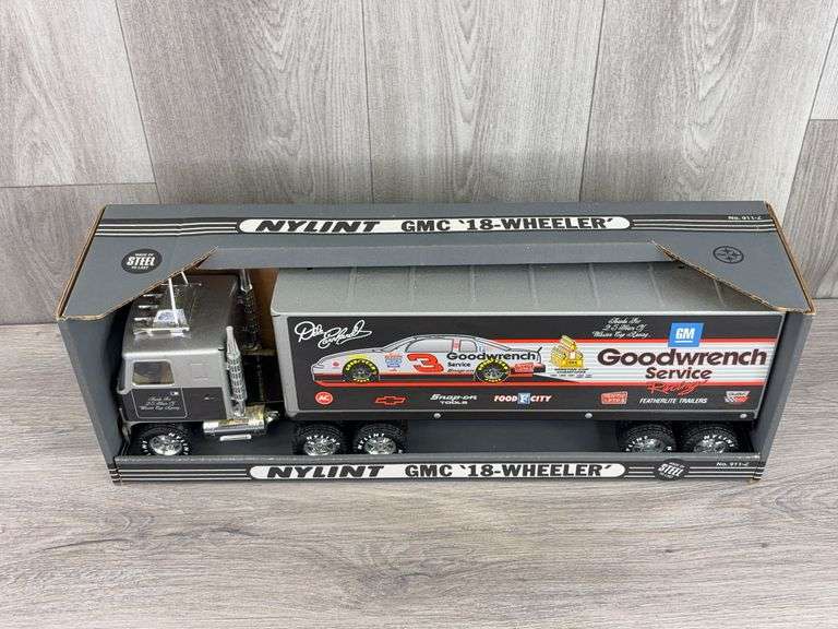 GMC Dale Earnhardt #3 Goodwrench 18-Wheeler, 21 1/4”