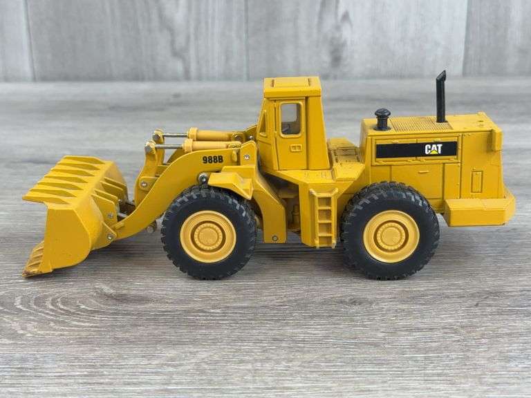 Caterpillar 988B Wheel Loader, 1/50, Ertl