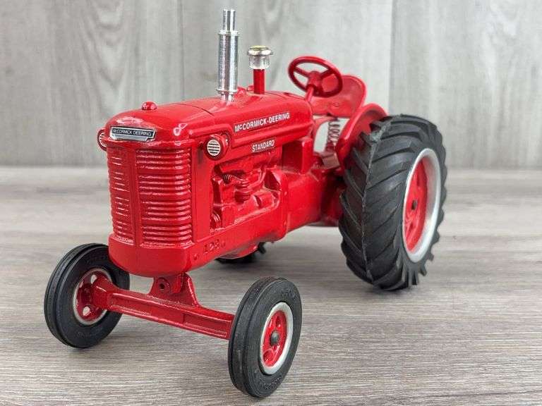 McCormick-Deering W-6 Standard, 1/16, 50th Anniversary