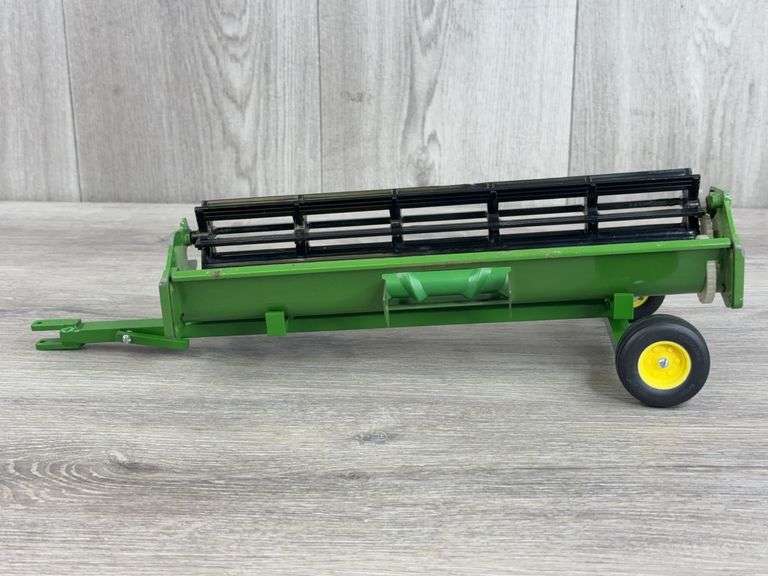 John Deere Grain Head-1/24 & Cart, Custom, 14 1/2” Long