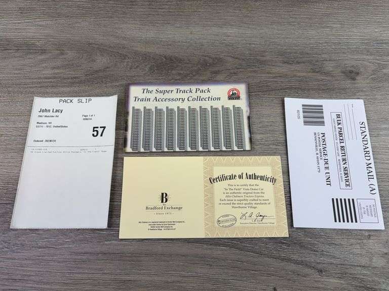 Allis-Chalmers “In The Field” Vista Dome Rail Car, HO Scale