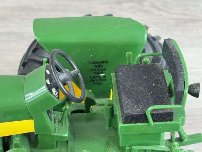 John Deere 730 WF Diesel, 1/16, 1988 Lafayette Show Tractor
