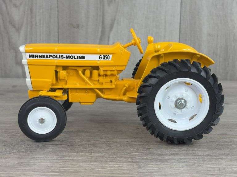 Minneapolis-Moline G350 WF, 1/16, 2007 New Product Intro