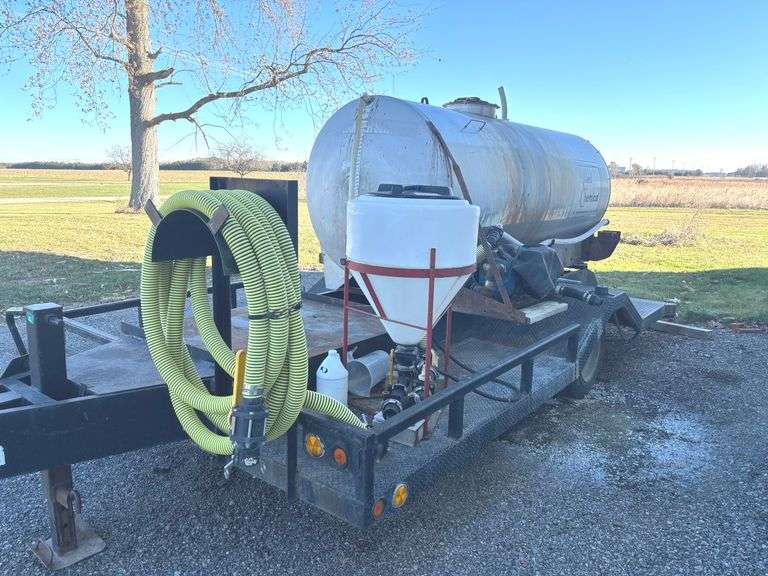 Spray Trailer - 1000-gal Tank