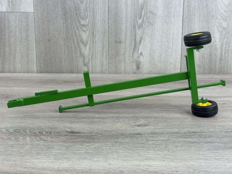 John Deere Grain Head-1/24 & Cart, Custom, 14 1/2” Long