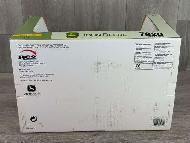 John Deere 7920 Tractor