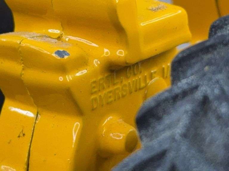 Minneapolis-Moline M602 LP NF, 1/24, Ertl