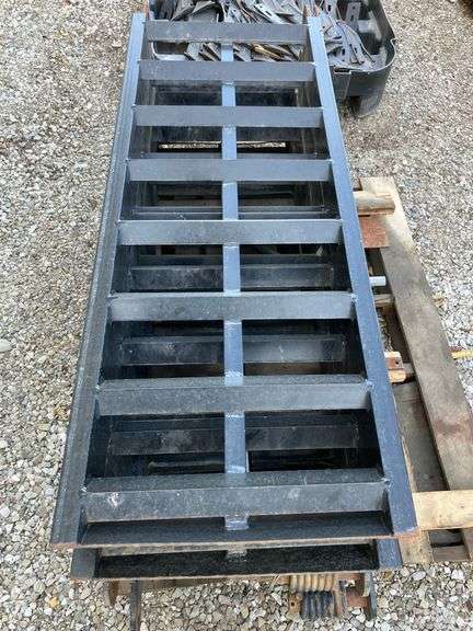 Black Heavy Duty Ramps 5'x24" - Qty. 4