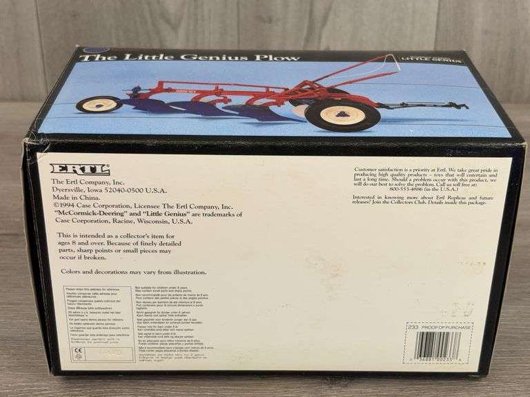 McCormick-Deering Little Genius Plow No. 8, 1/16