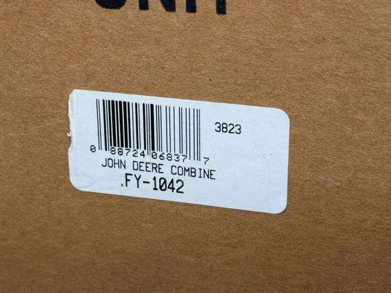 John Deere 9870 STS Pedal Combine, NIB, Scale Models