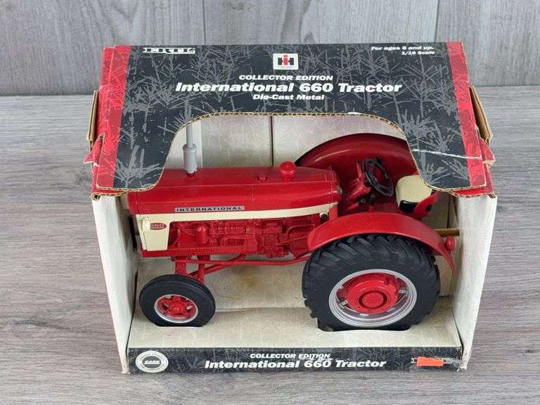 International 660 WF, 1/16, 2000 Collector Edition, Ertl