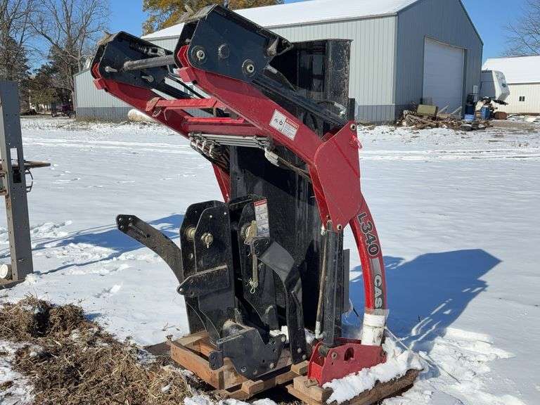 Case IH L340 Loader