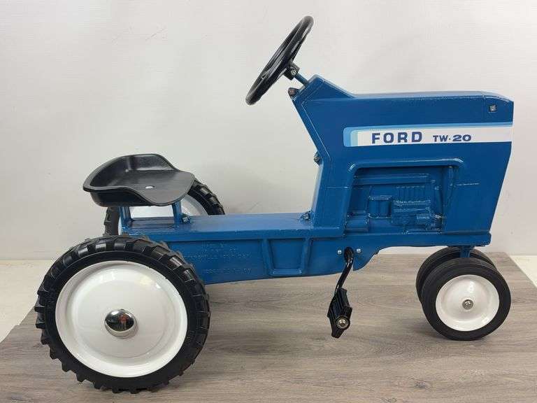 Ford TW-20 NF Pedal Tractor, Ertl, Has Been Repainted