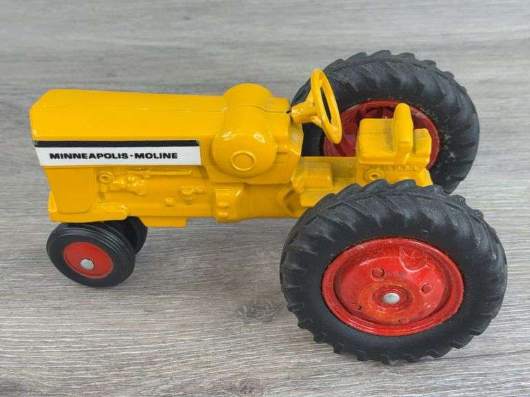 Minneapolis-Moline M602 LP NF, 1/24, Ertl