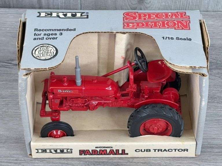 IH McCormick Farmall Cub, 1/16, 1989 1st Edition, Ertl