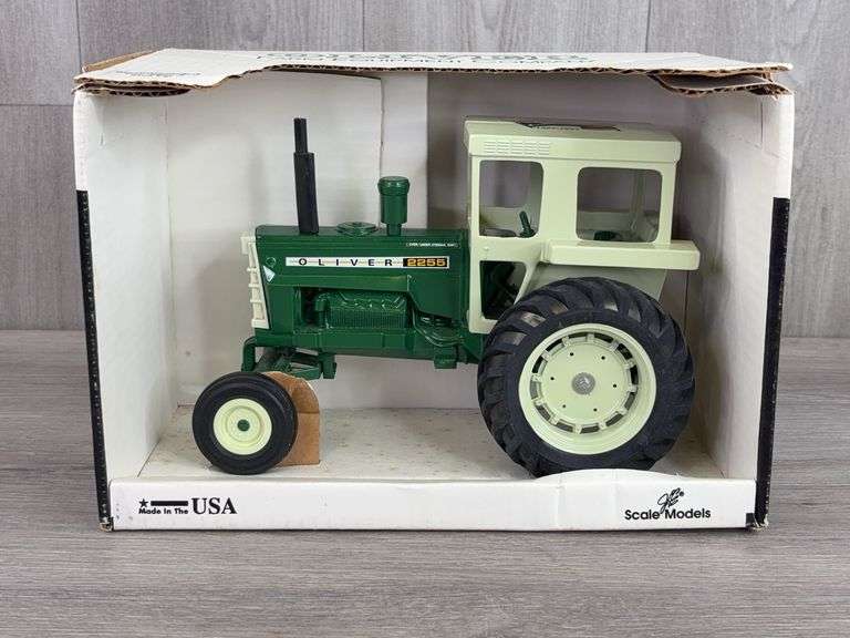 Oliver 2255 WF, 1/16, AGCO Special, 100 Yrs., Scale Models