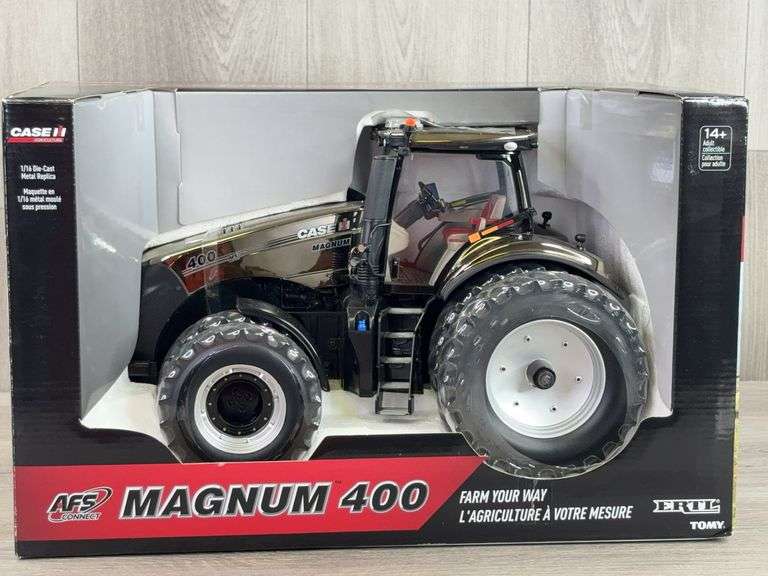 Case IH Magnum 400 Front/Rear Duals, 1/16, Black Chrome