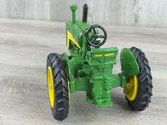 John Deere 630LP WF, 1/16, 1988 NFTS, The Toy Farmer