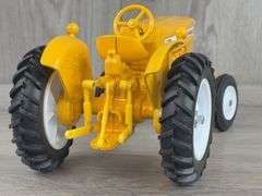 Minneapolis-Moline G350 WF, 1/16, 2007 New Product Intro