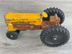 Minneapolis-Moline NF, 1/24, Ertl