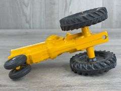 Minneapolis-Moline M602 LP NF, 1/24, Ertl