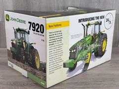 John Deere 7920 Tractor