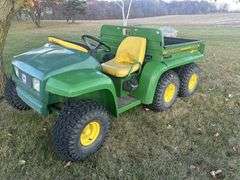 John Deere 6x4 Gator