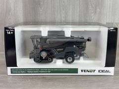 Fendt Ideal 9T Combine W/Command Corn Header, 1/32